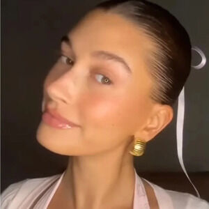 Vintage - Chunky Yellow Goldtone Clip on Earrings